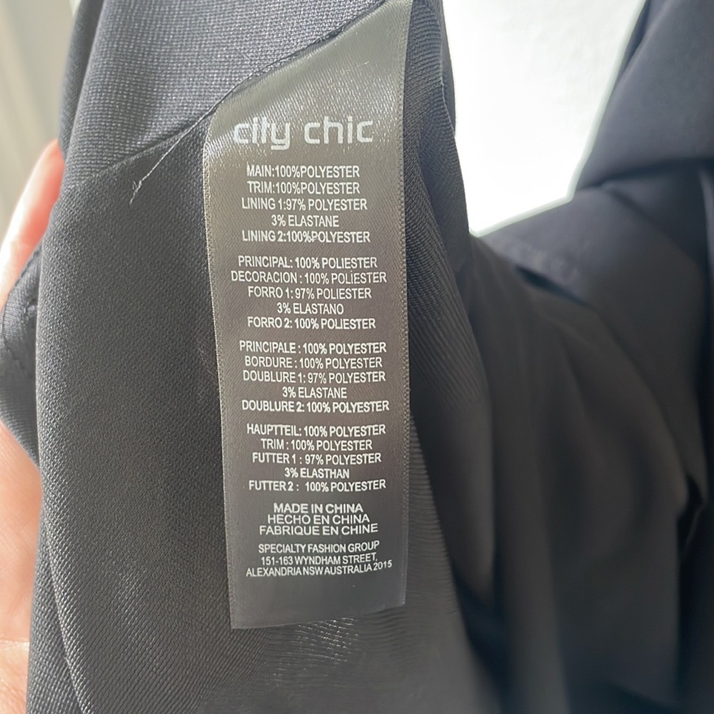 City Chic Black Fine Lace Dress NWT Size 14 - Picture 11 of 13